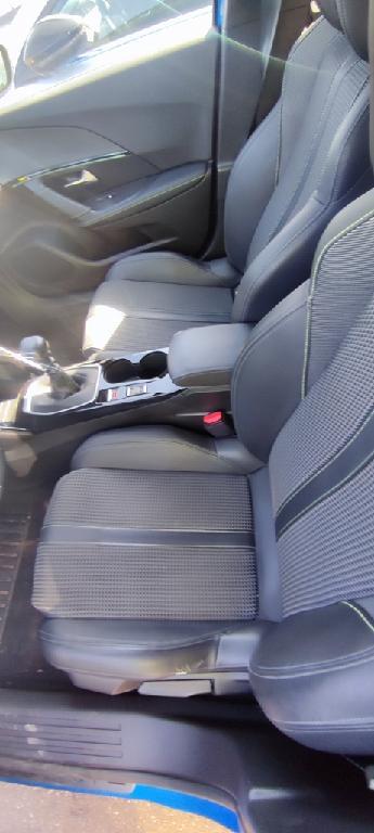 Foto Peugeot 2008 11