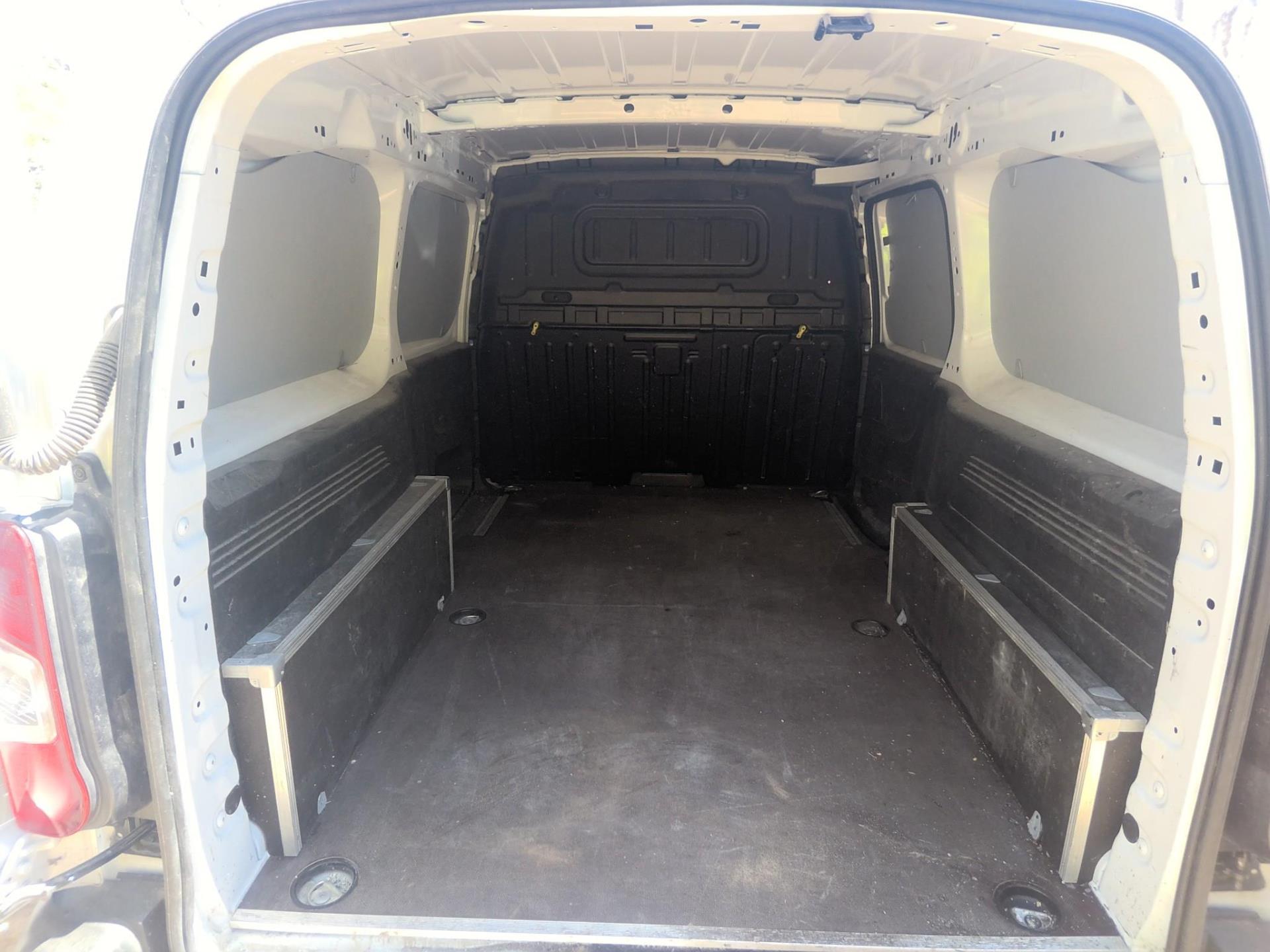 Citroen BERLINGO VAN TAILLE XL 950KG BLUEHDI 100 S&S BVM6 2024