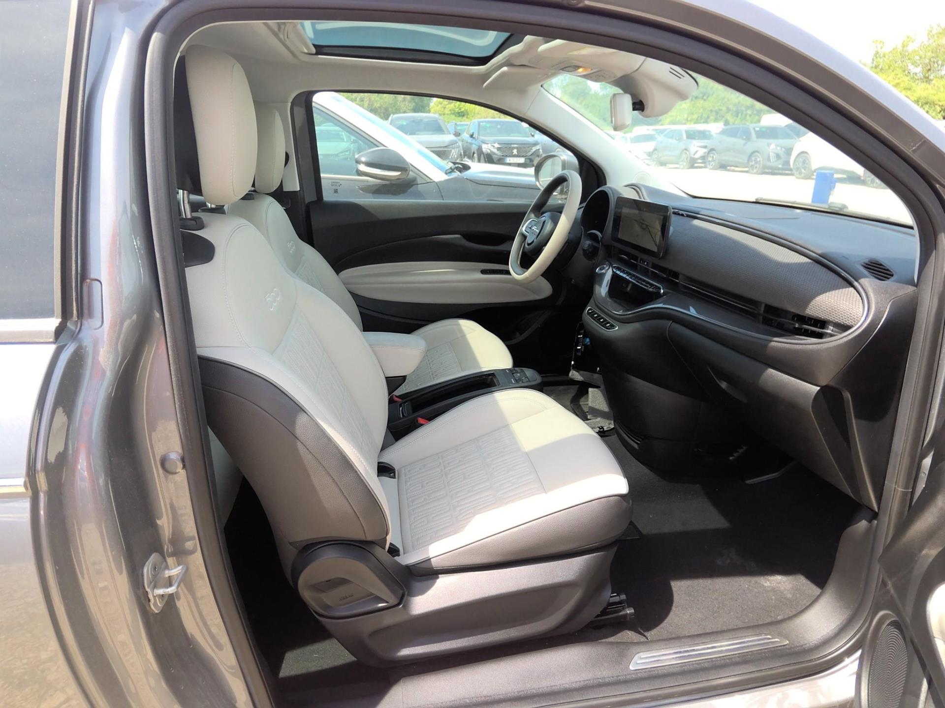 FIAT 500 e 118 ch La Prima 2022