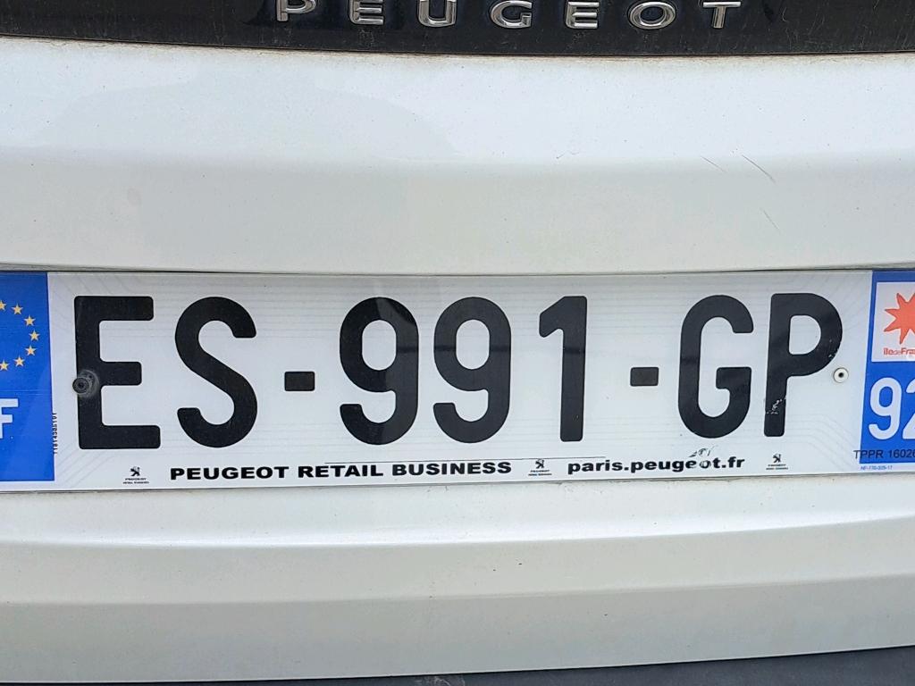 Peugeot 3008 1.6 BlueHDi 120ch S&S EAT6 Active Business 2017