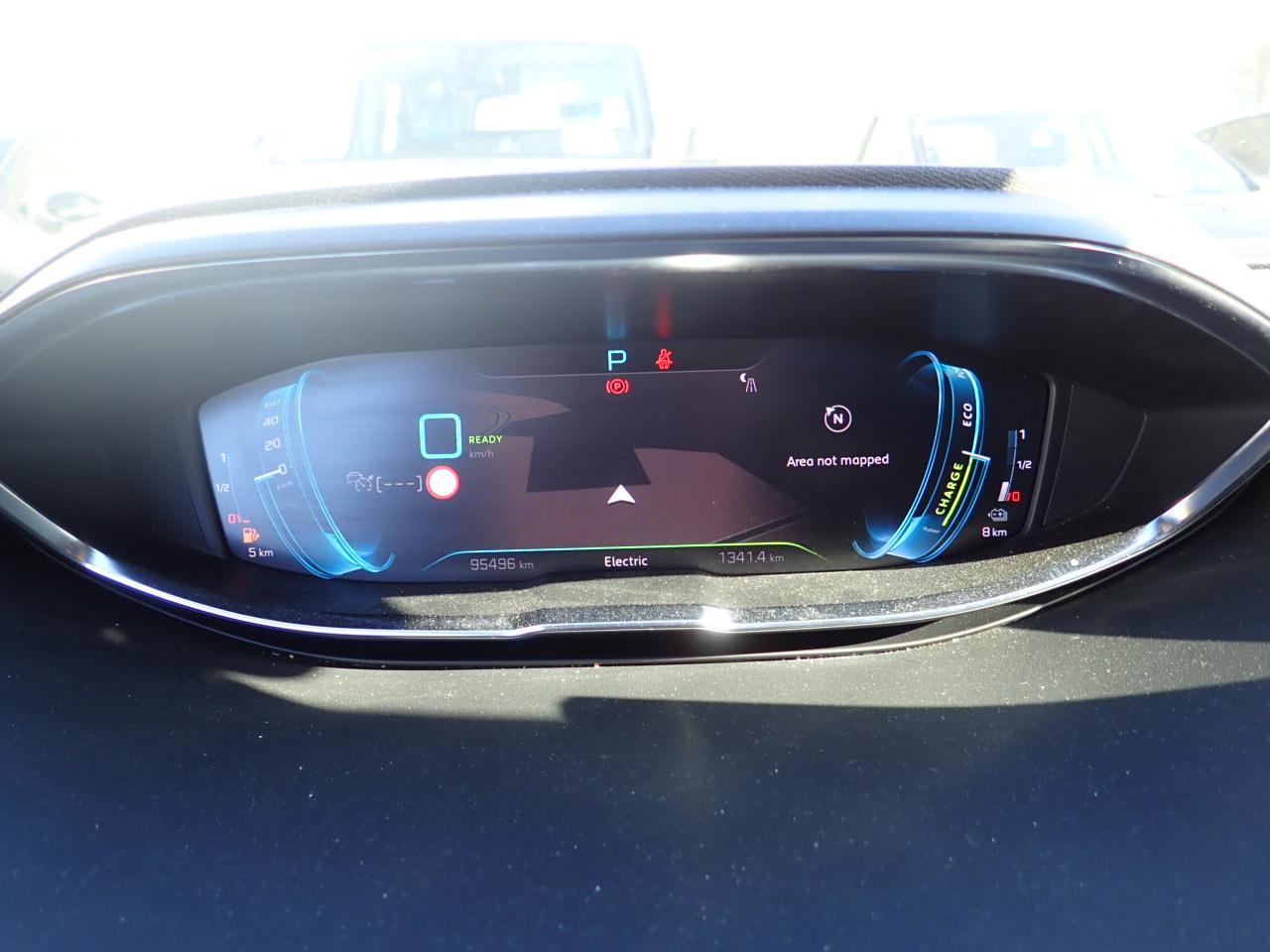 Foto Peugeot 3008 Hybrid 5