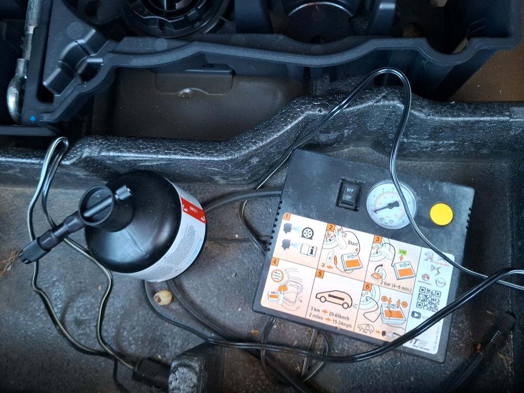 Peugeot 2008 BlueHDi 110 S&S BVM6 Allure Pack 2022