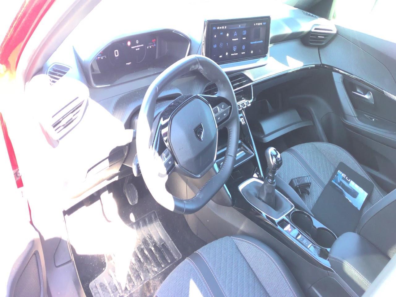Foto Peugeot 2008 2