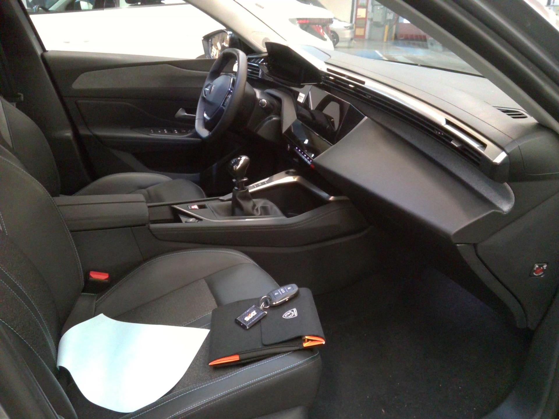 Peugeot 308 PureTech 130ch S&S BVM6 Allure 2024