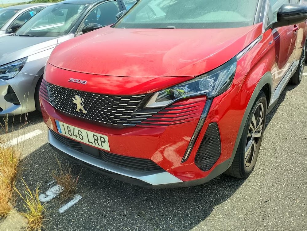 Foto Peugeot 3008 Hybrid 4