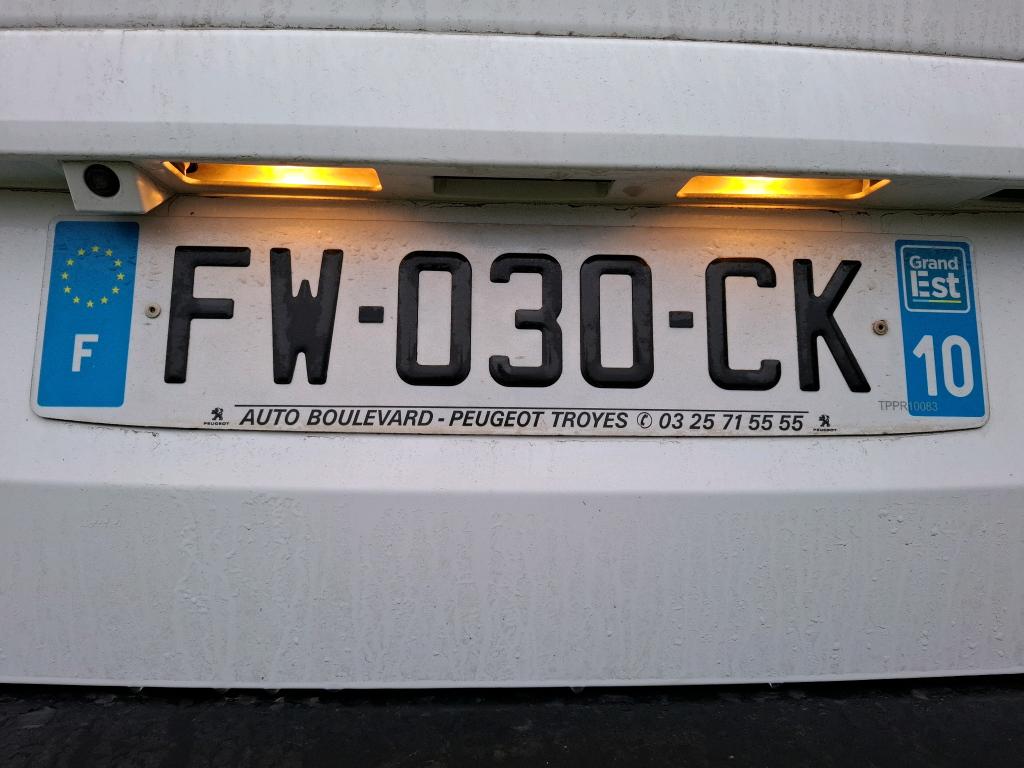 Peugeot Rifter Standard BlueHDi 100 S&S BVM6 5pl Active Pack 2020