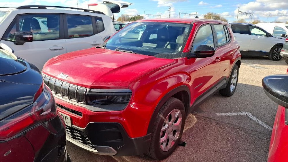 Foto Jeep AVENGER 4