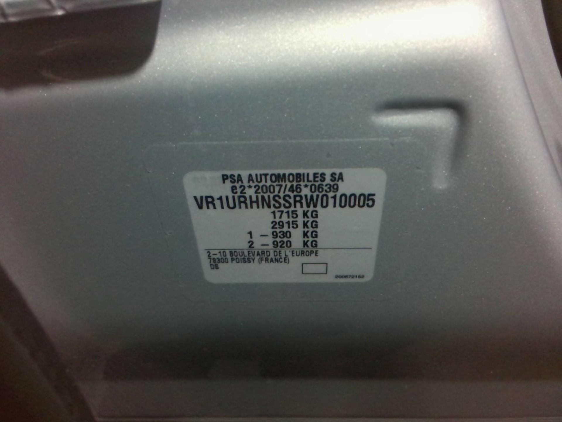 DS DS 3 PureTech 130 EAT8 Performance Line 2024