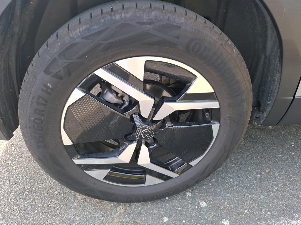 Peugeot 2008 Hybrid 136 e-DCS6 Allure 2024