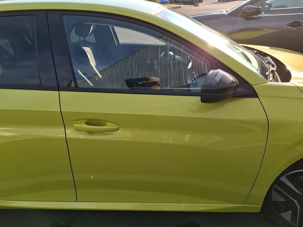 Peugeot 208 Hybrid 100 e-DCS6 Allure 2024