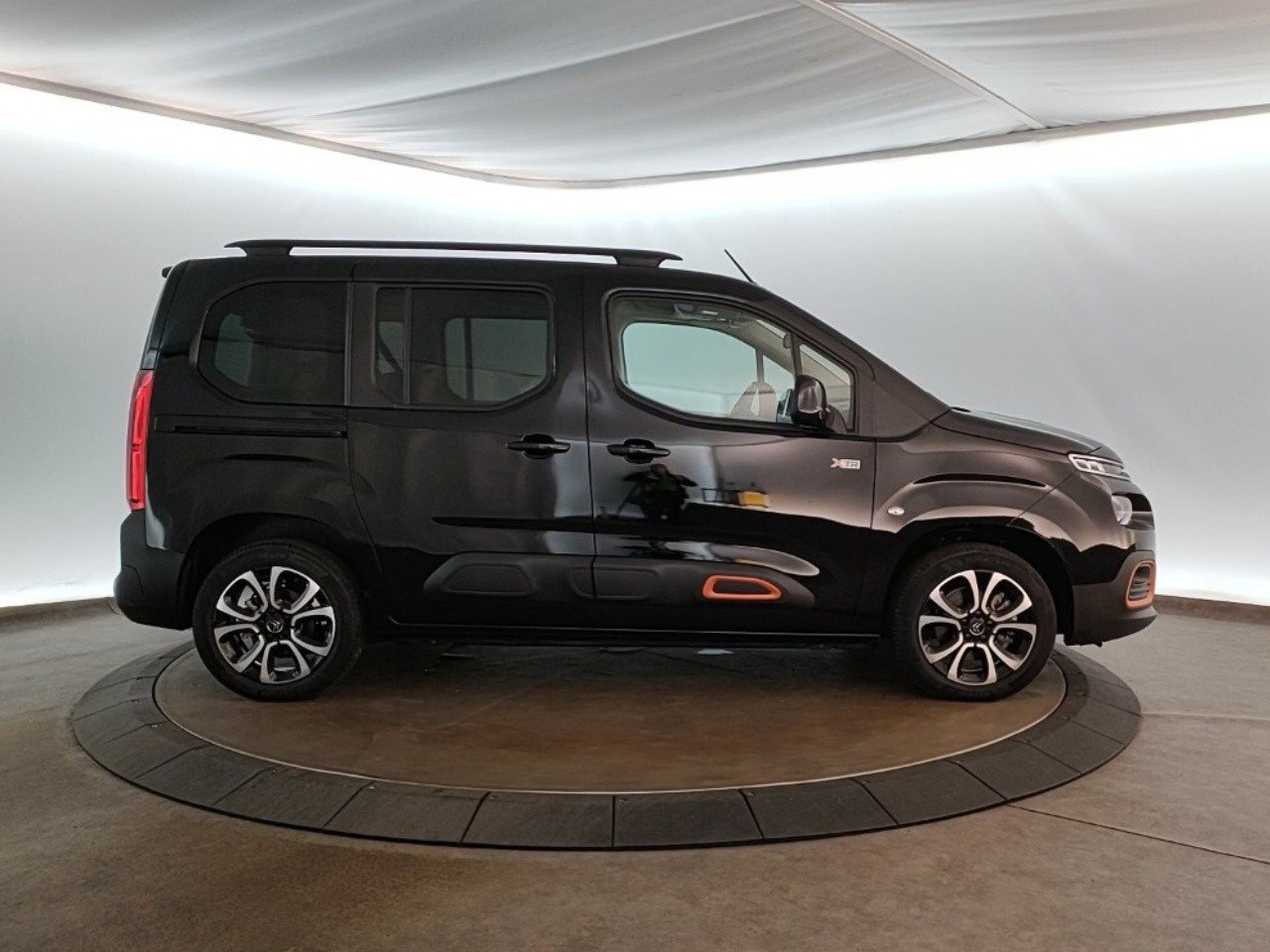 Citroen e-Berlingo Taille M 136 ch 100 kWh Automatique Shine 2022