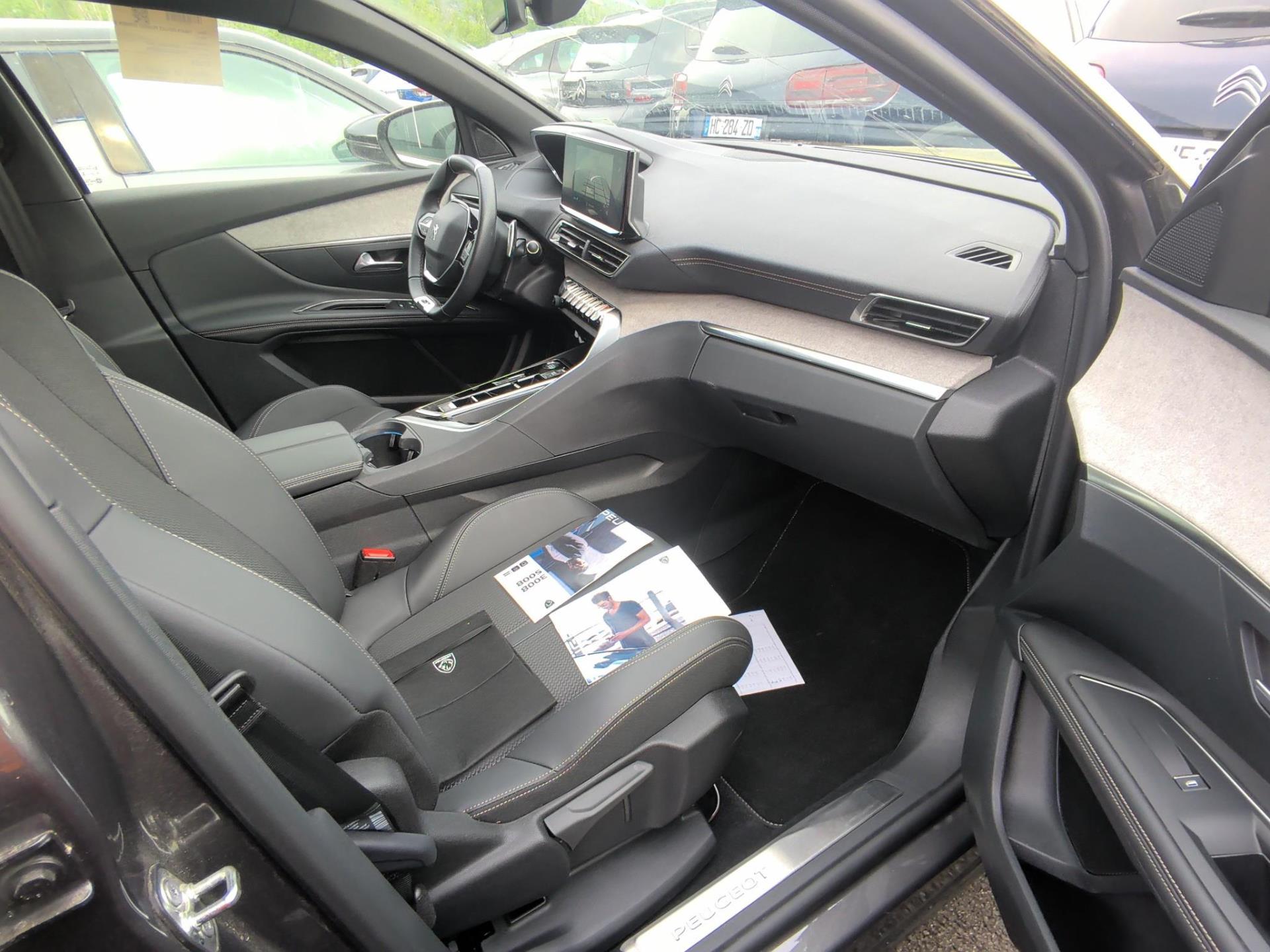 Peugeot 3008 Hybrid 225 e-EAT8 GT 2023