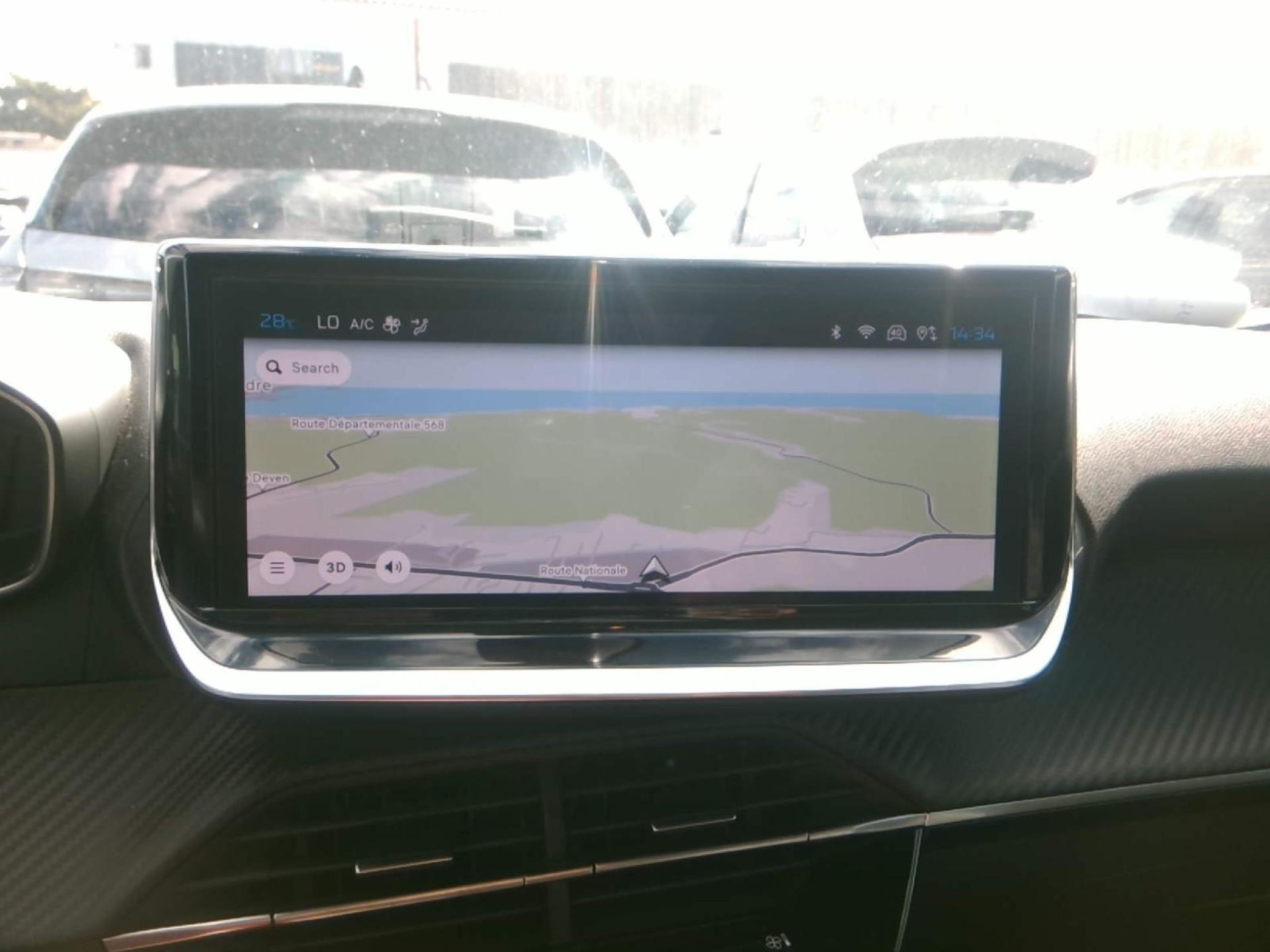Peugeot 208 Hybrid 100 e-DCS6 Allure 2025