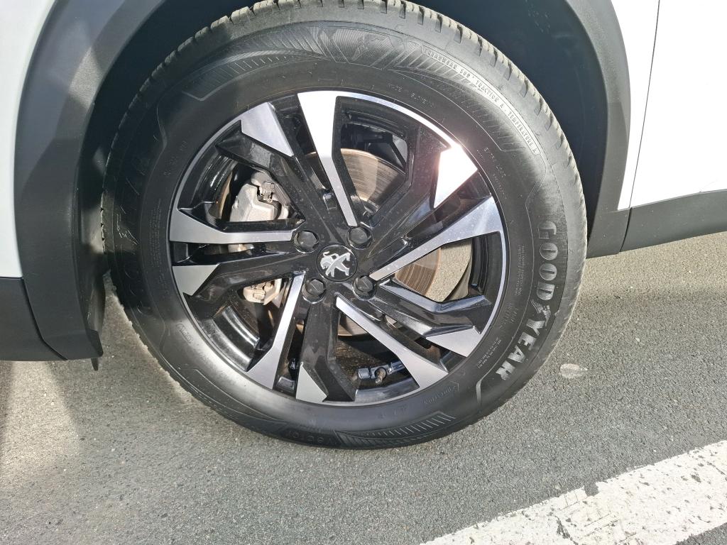Peugeot 2008 Electrique 136 ch Roadtrip 2023