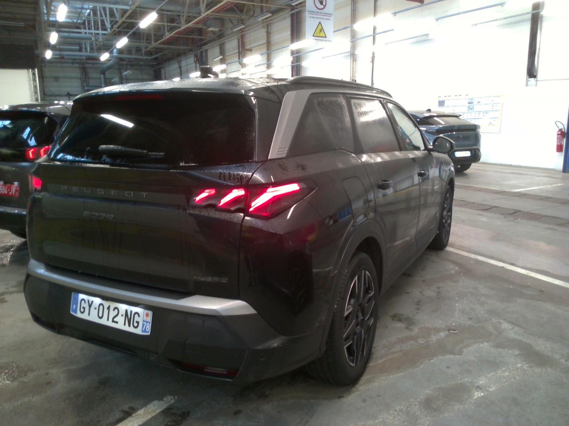 Peugeot 5008 Hybrid 136 e-DCS6 GT 2024