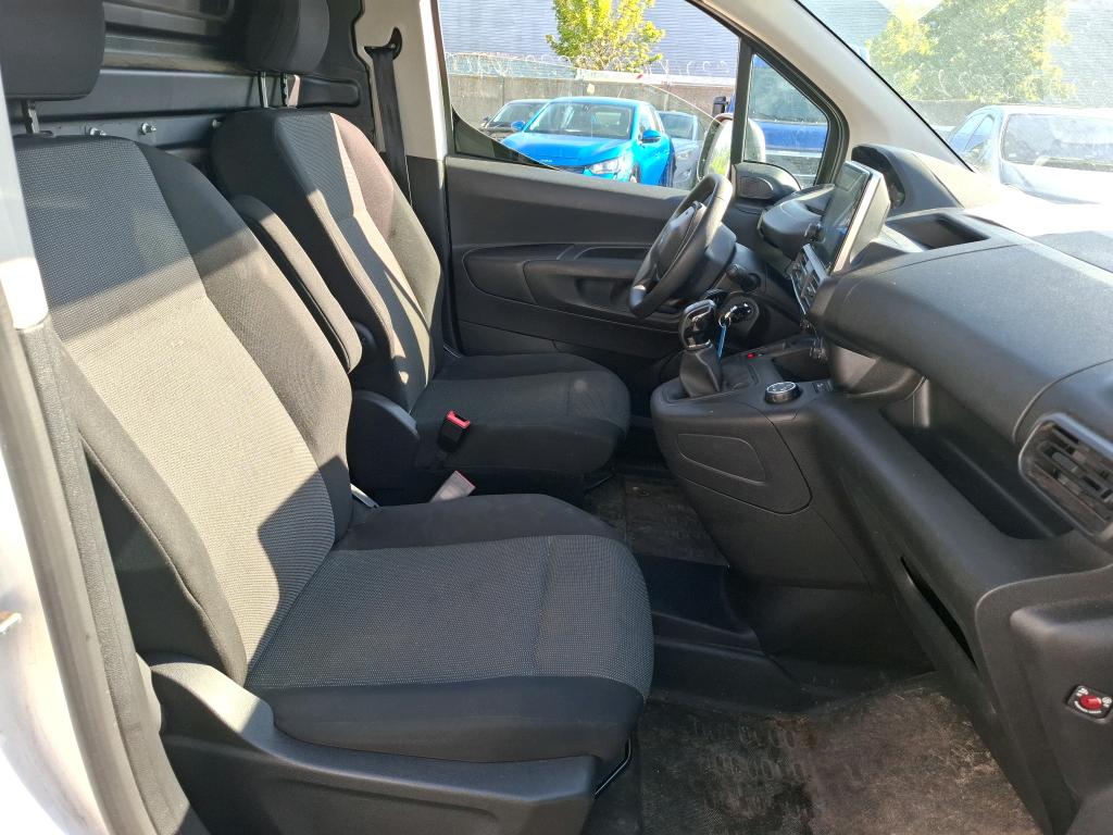 Peugeot PARTNER FOURGON STANDARD 650 KG BLUEHDI 100 S&S BVM5 PREMIUM 2020