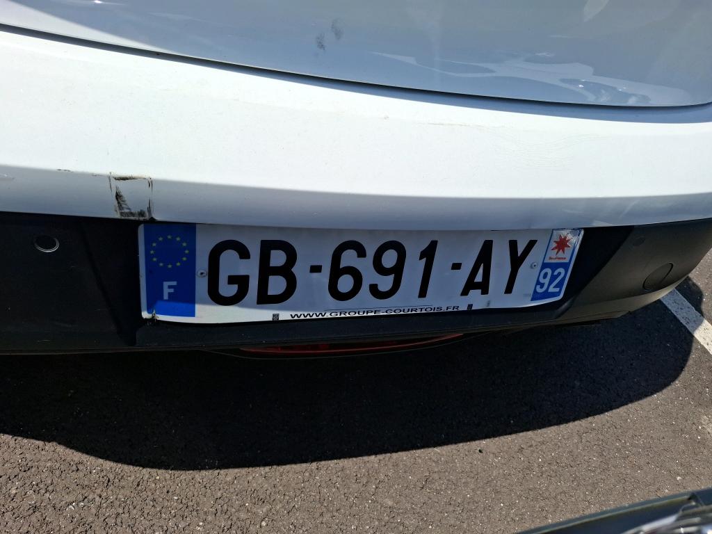 Peugeot 208 BLUEHDI 100 S&S BVM6 PREMIUM PACK 2021