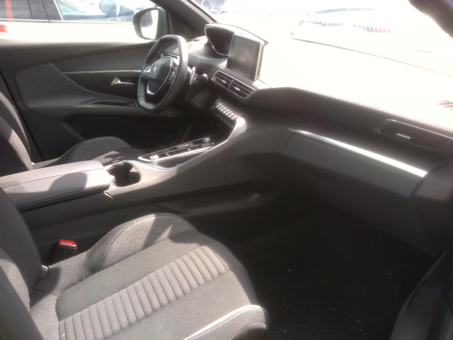Peugeot 3008 BlueHDi 130ch S&S EAT8 Active Pack 2023