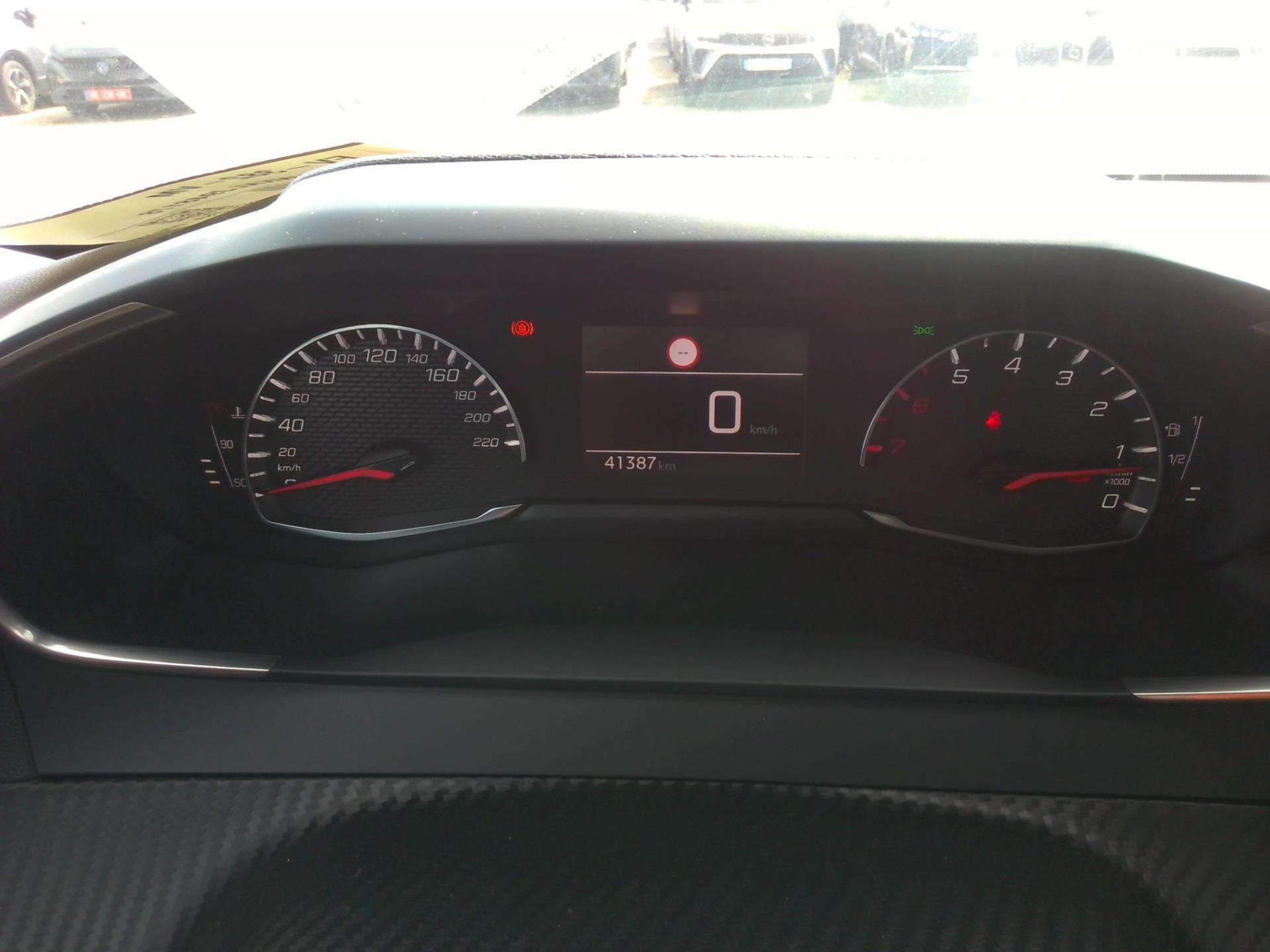 Peugeot 2008 PureTech 100 S&S BVM6 Active Business 2020