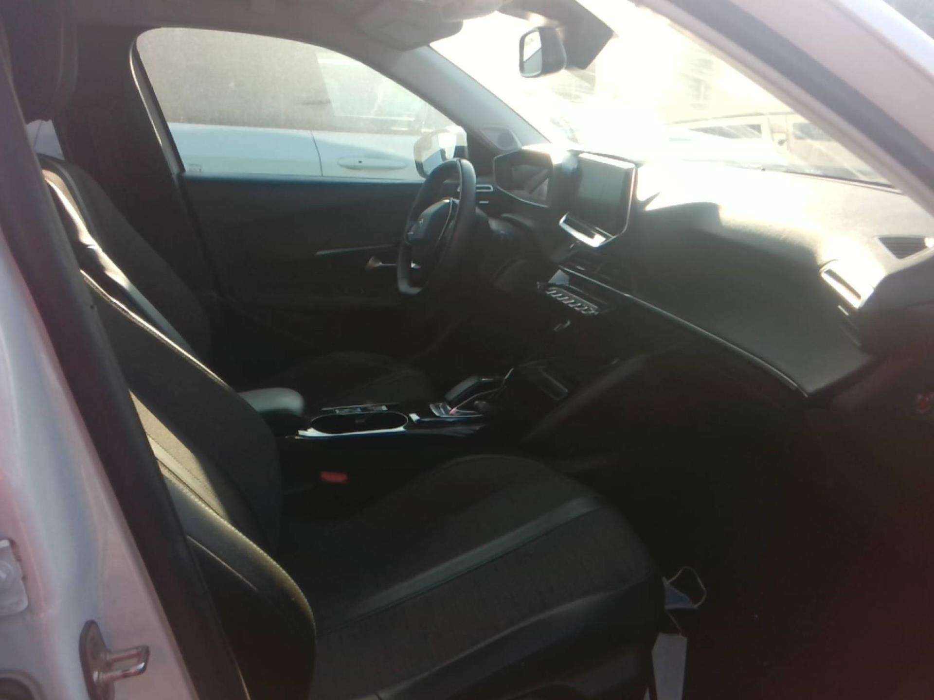 Peugeot 2008 Moteur électrique 136 ch Allure Pack 2021