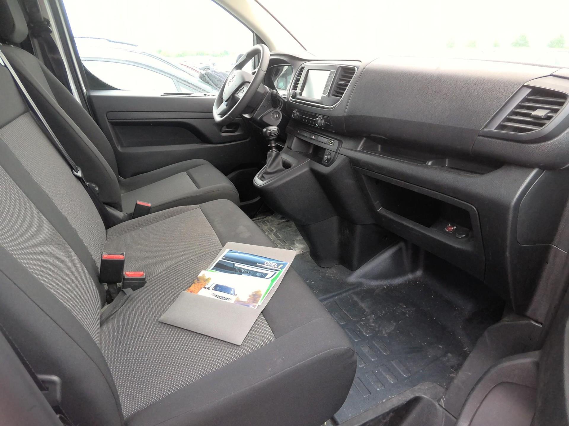 Opel VIVARO FGN TAILLE M BLUEHDI 120 S&S BVM6  2023