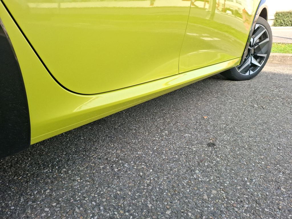 Peugeot 208 Hybrid 100 e-DCS6 GT 2025