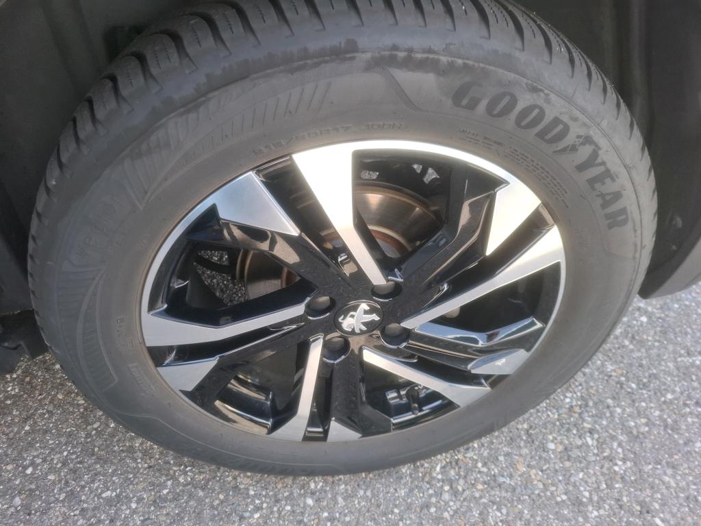 Peugeot 2008 Electrique 136 ch GT 2023