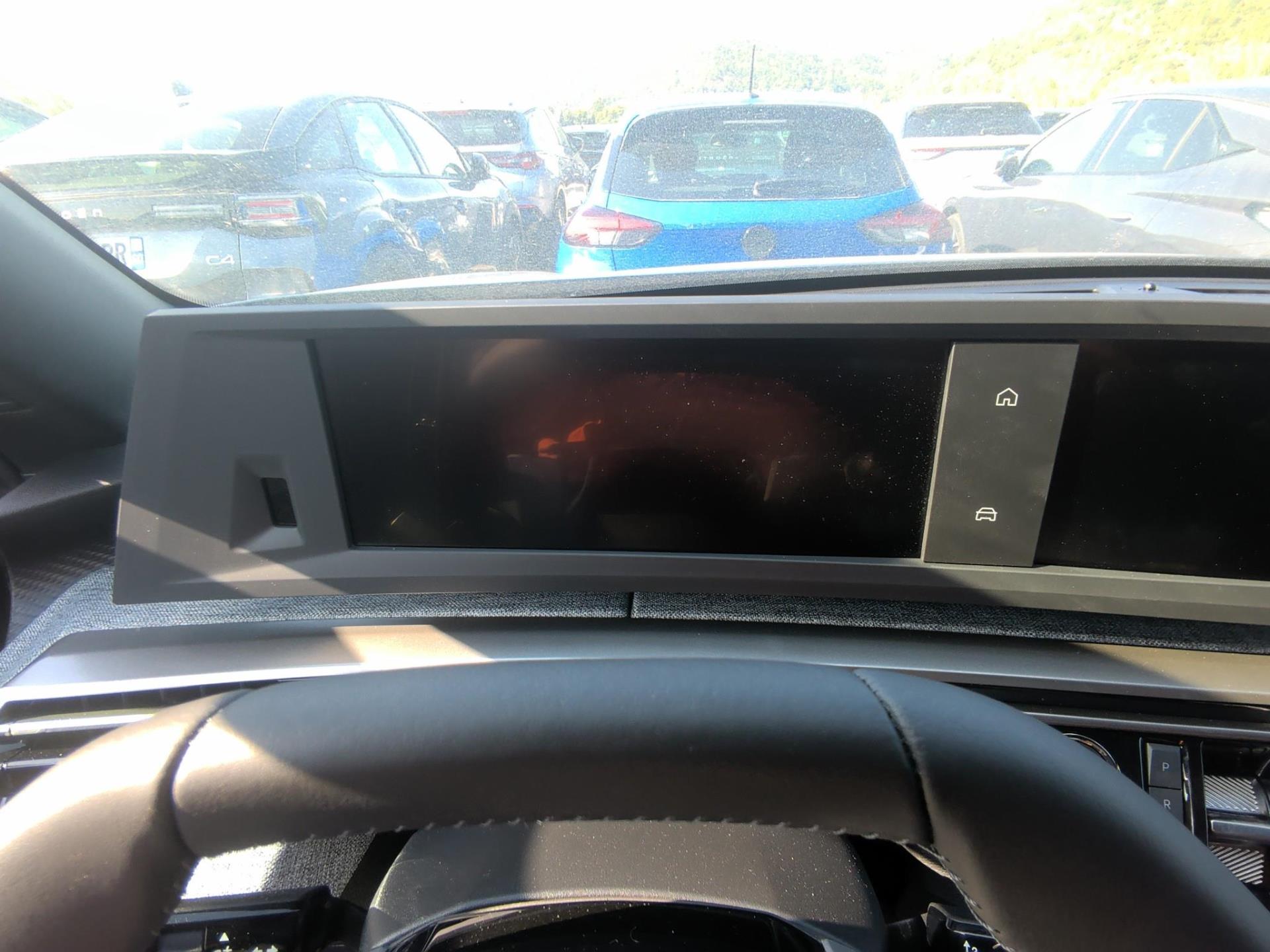 Peugeot 3008 Hybrid 145 e-DCS6 Allure 2025