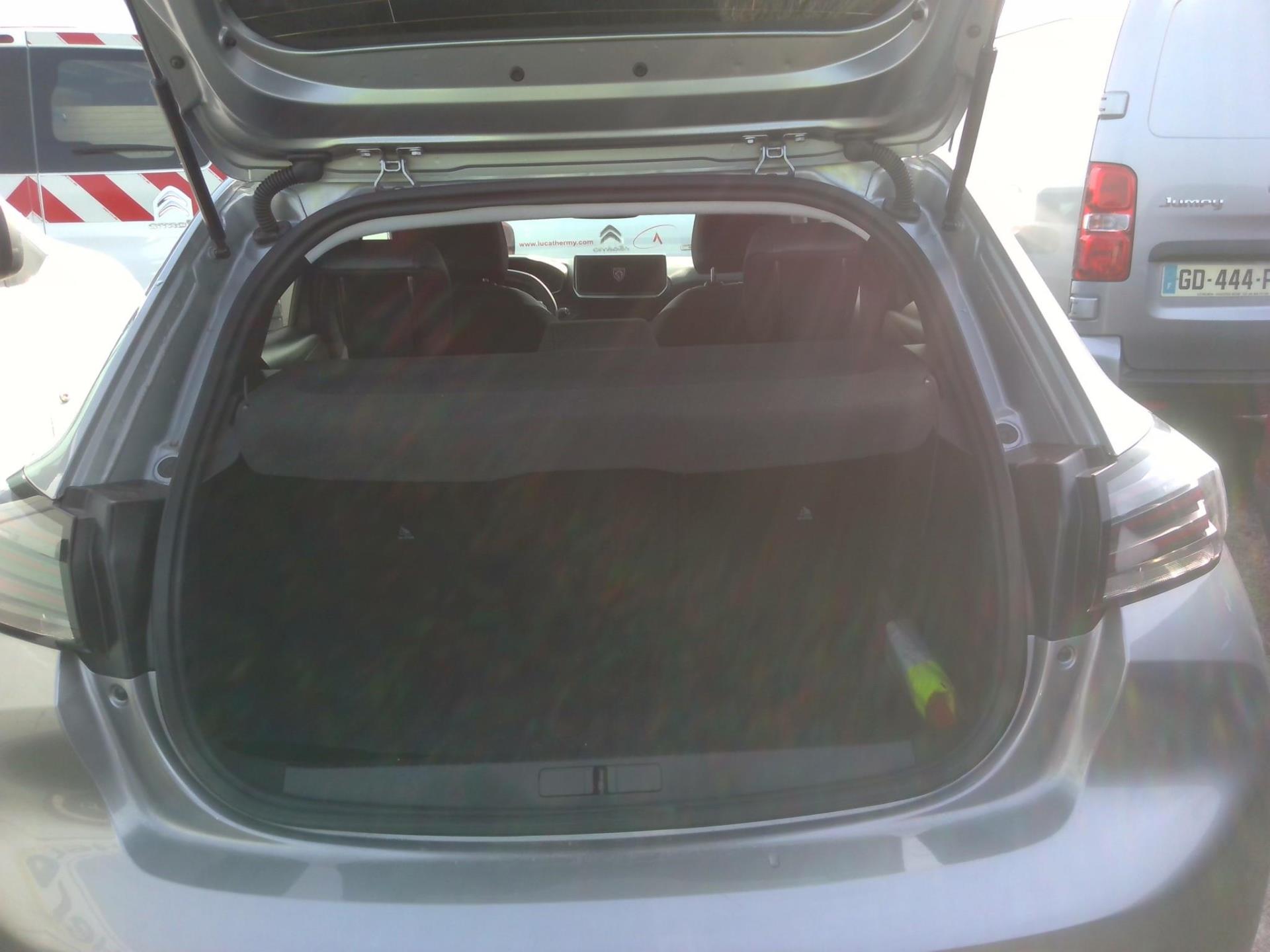 Peugeot 208 Hybrid 100 e-DCS6 Allure 2024
