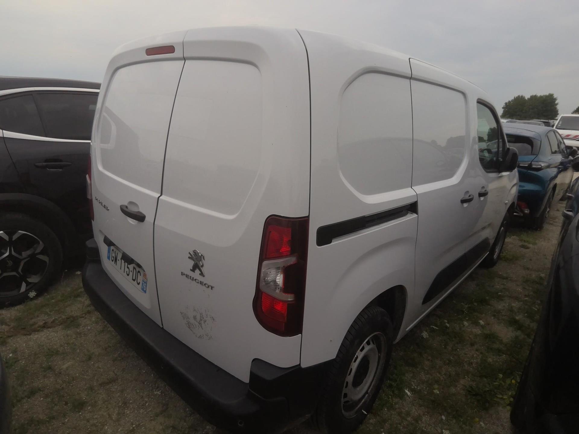 Peugeot PARTNER FOURGON M 650 KG BLUEHDI 100 S&S BVM6  2024