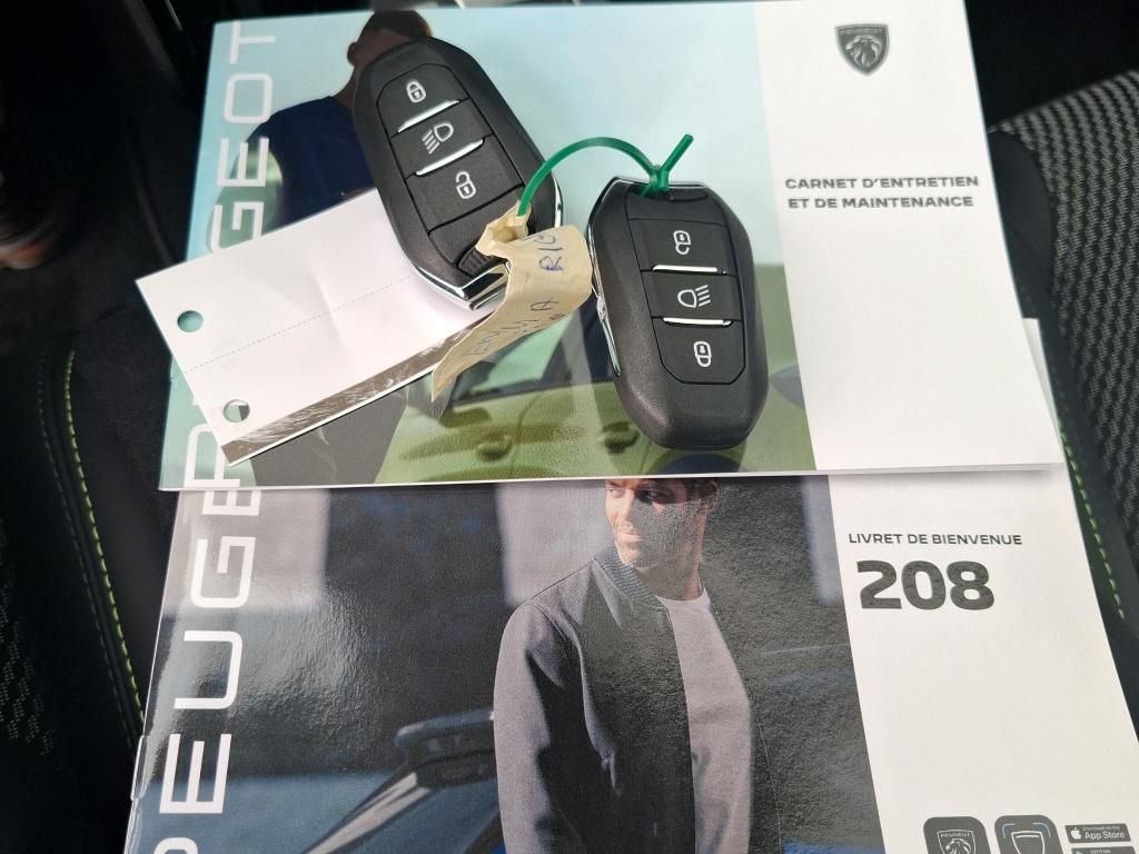 Peugeot 208 Hybrid 110 e-DCS6 GT 2025