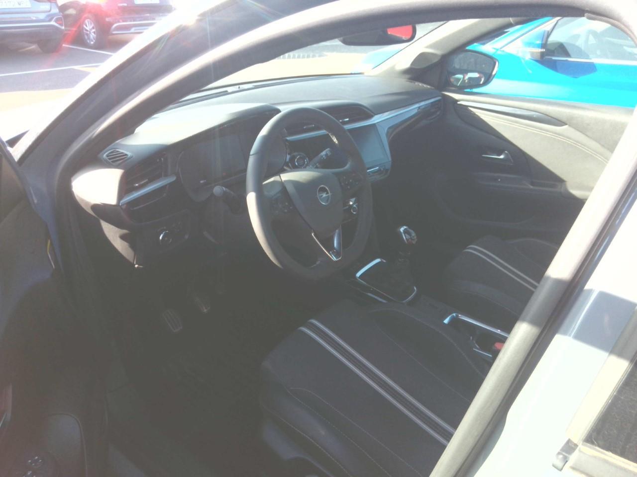 Foto Opel Corsa 12