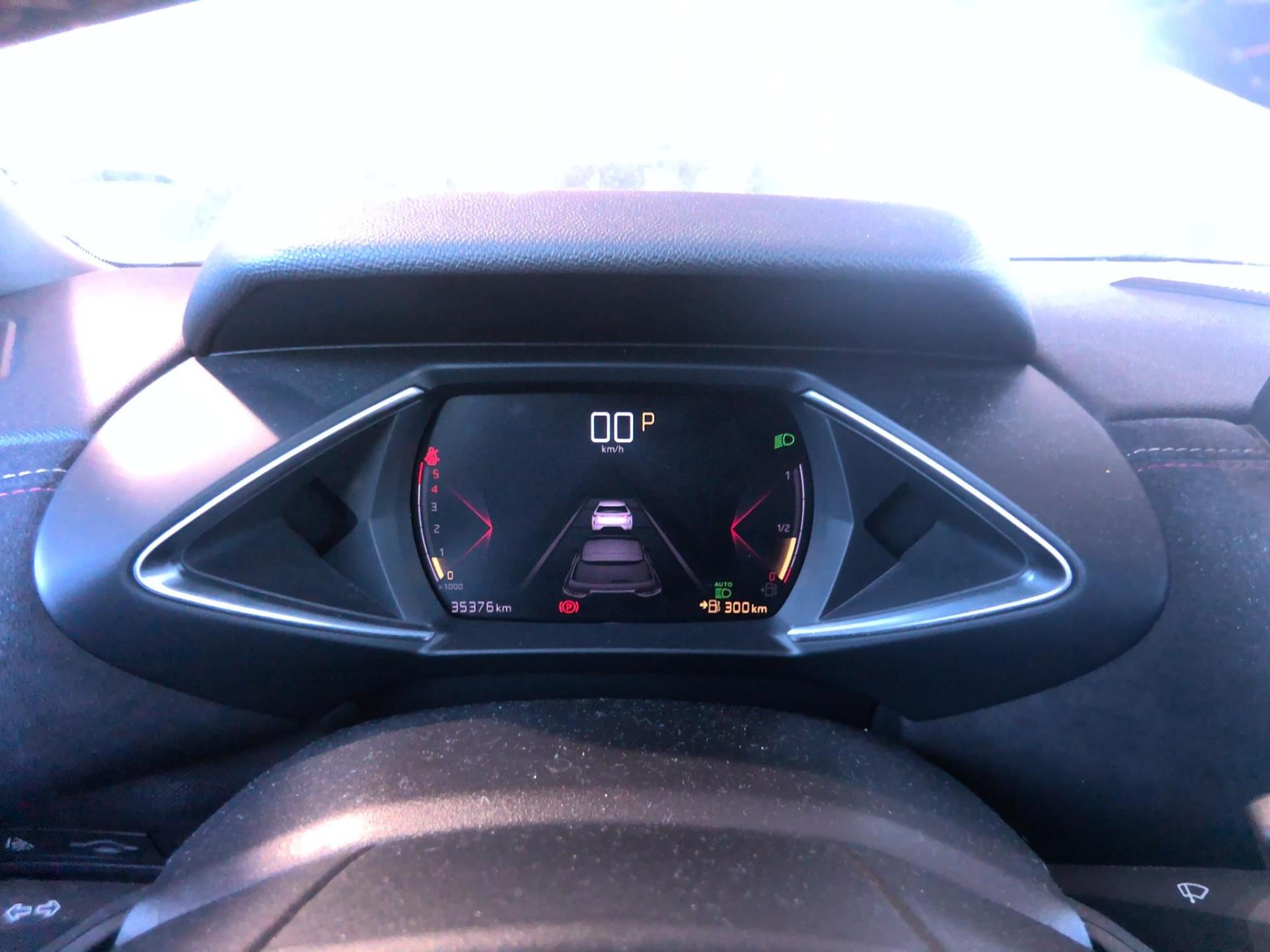 DS DS 3 BlueHDi 130 EAT8 Performance Line+ 2022
