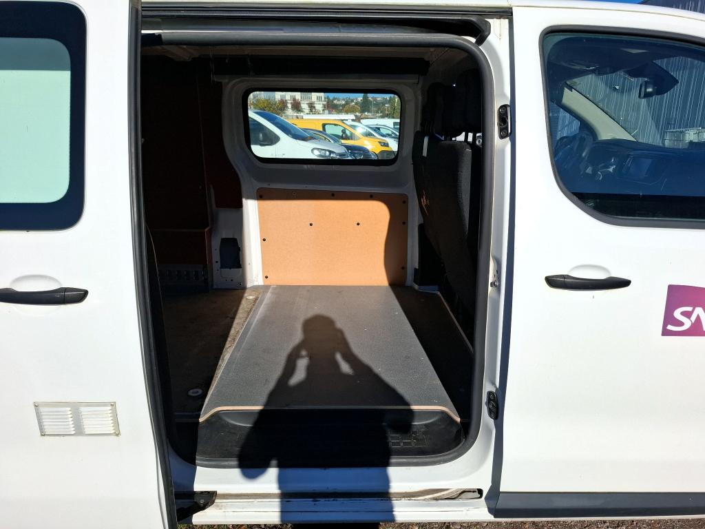 Peugeot EXPERT FGN TOLE STANDARD 2.0  BLUEHDI 120 S&S BVM6 PREMIUM 2018