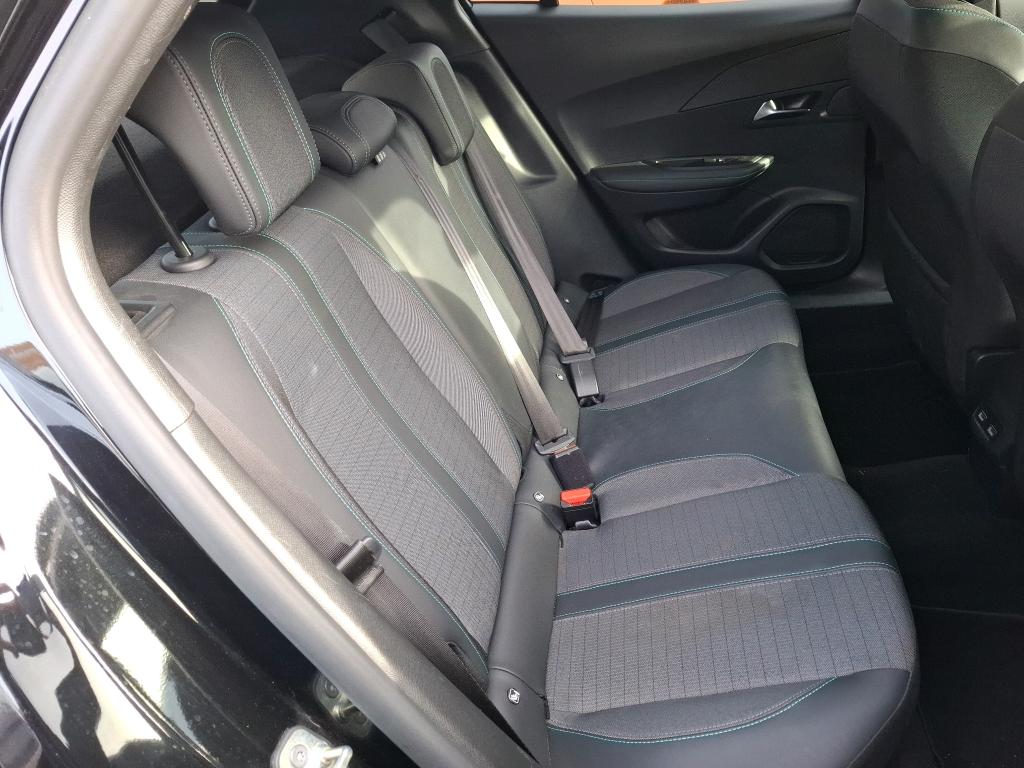 Peugeot 2008 BlueHDi 130 S&S EAT8 Allure 2022