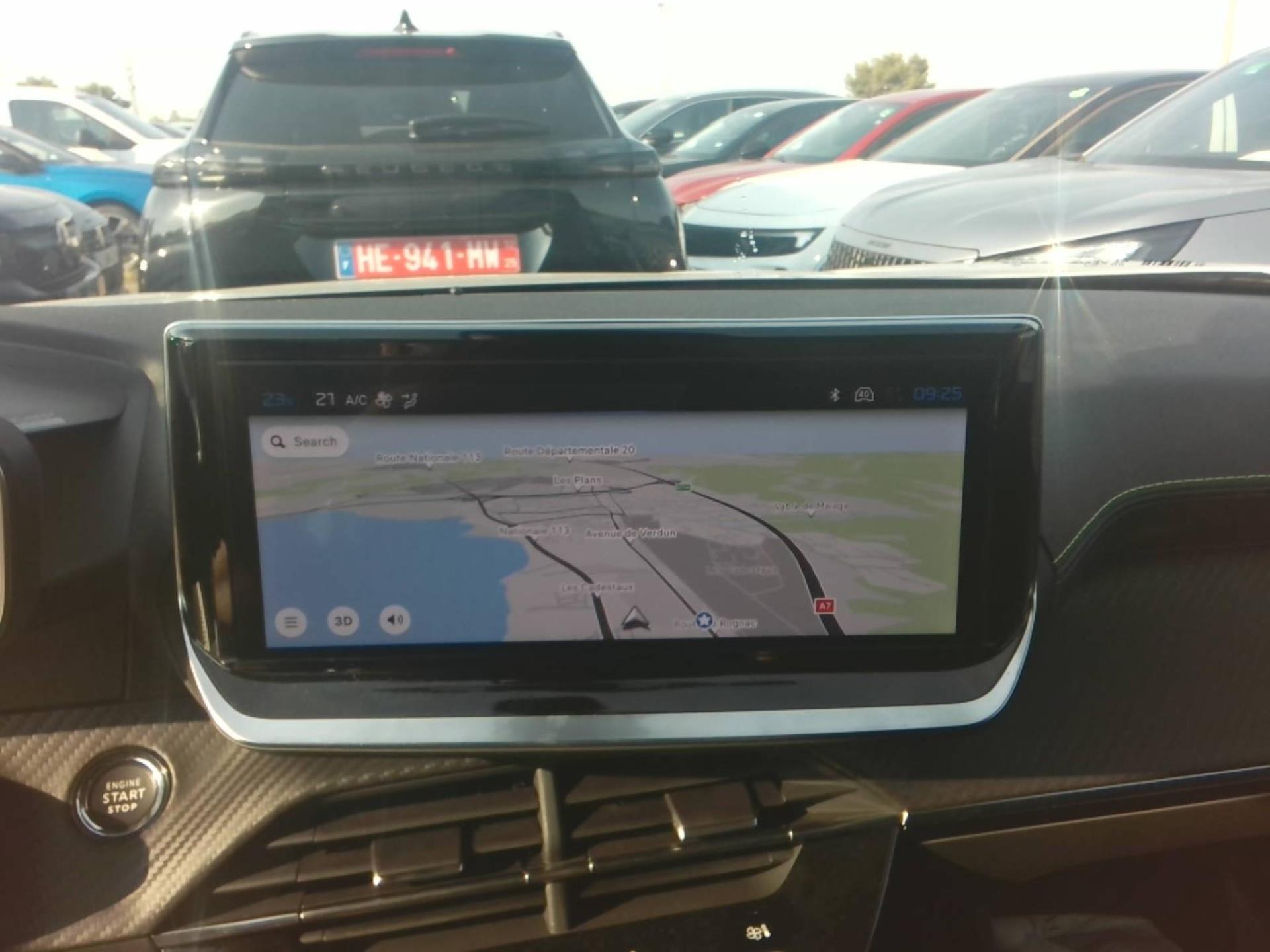 Peugeot 2008 Hybrid 136 e-DCS6 GT 2025