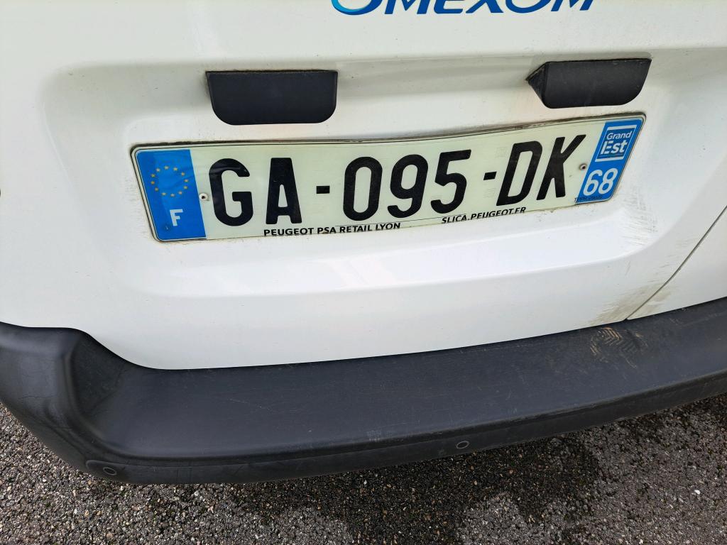 Peugeot EXPERT FGN TOLE STANDARD BLUEHDI 100 S&S BVM6 PREMIUM 2021