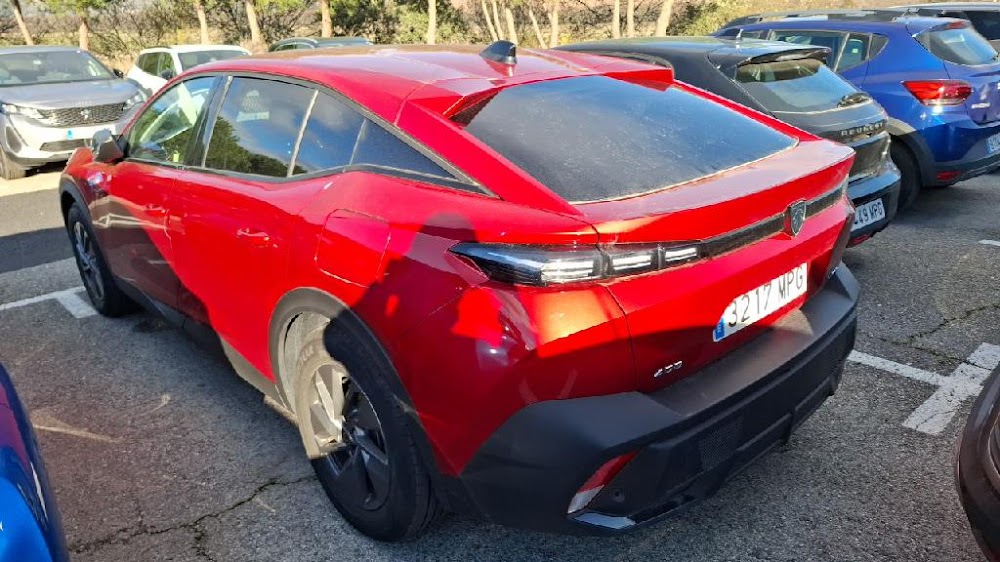 Foto Peugeot 408 5