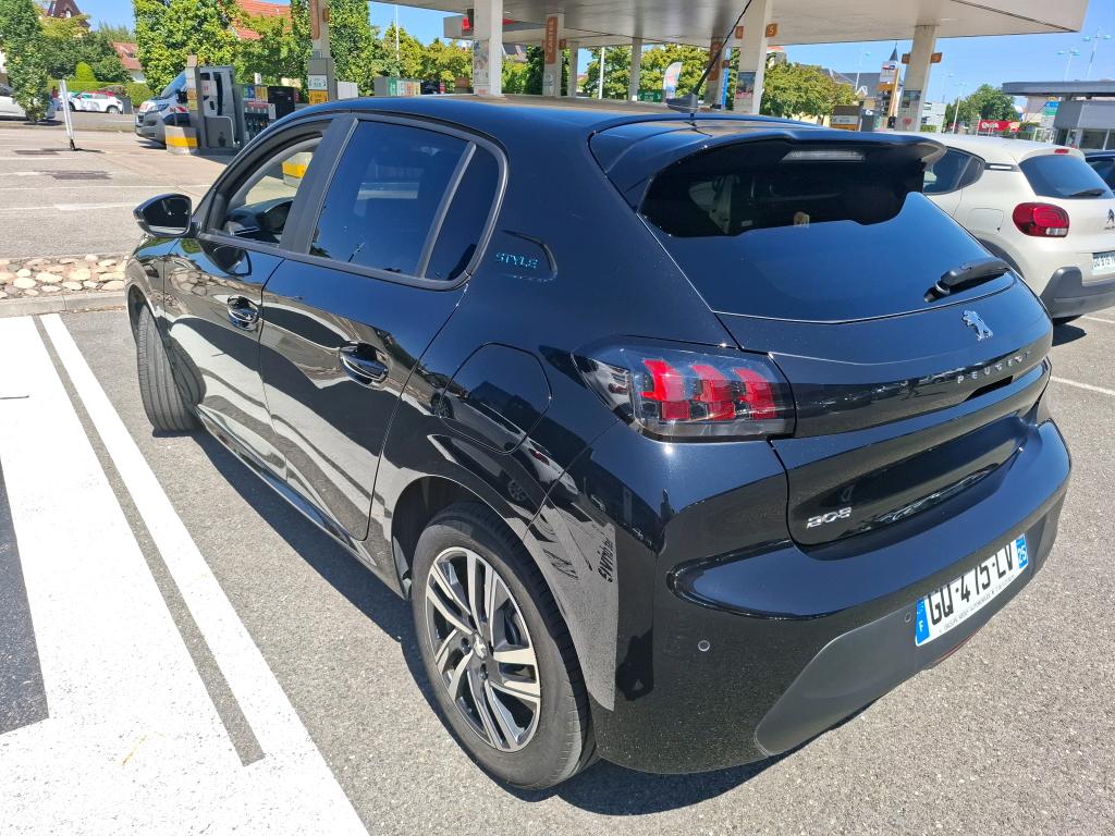 Peugeot 208 PureTech 100 S&S EAT8 Style 2023