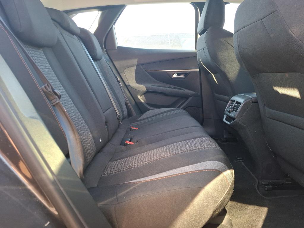 Peugeot 3008 BlueHDi 130ch S&S EAT8 Active Business 2021
