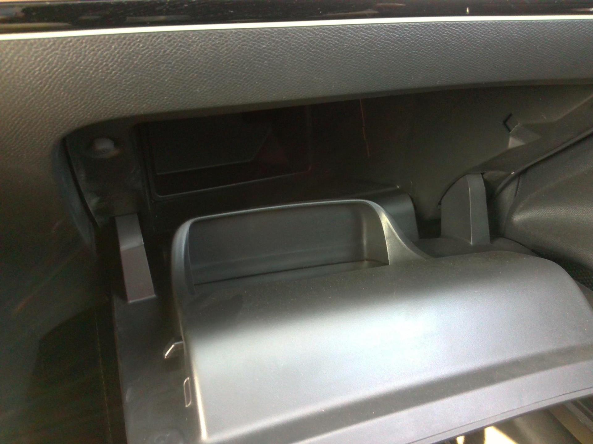 Peugeot 208 PureTech 100 S&S BVM6 GT 2024