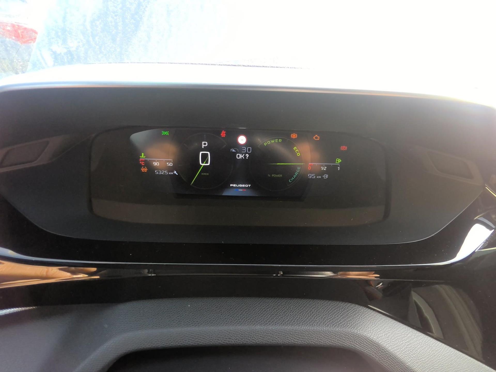 Peugeot 308 Hybrid 136 e-DCS6 GT 2024