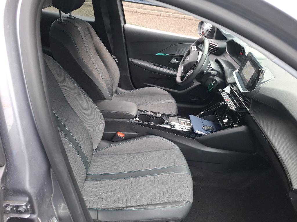 Peugeot 208 PureTech 100 S&S EAT8 Allure 2022