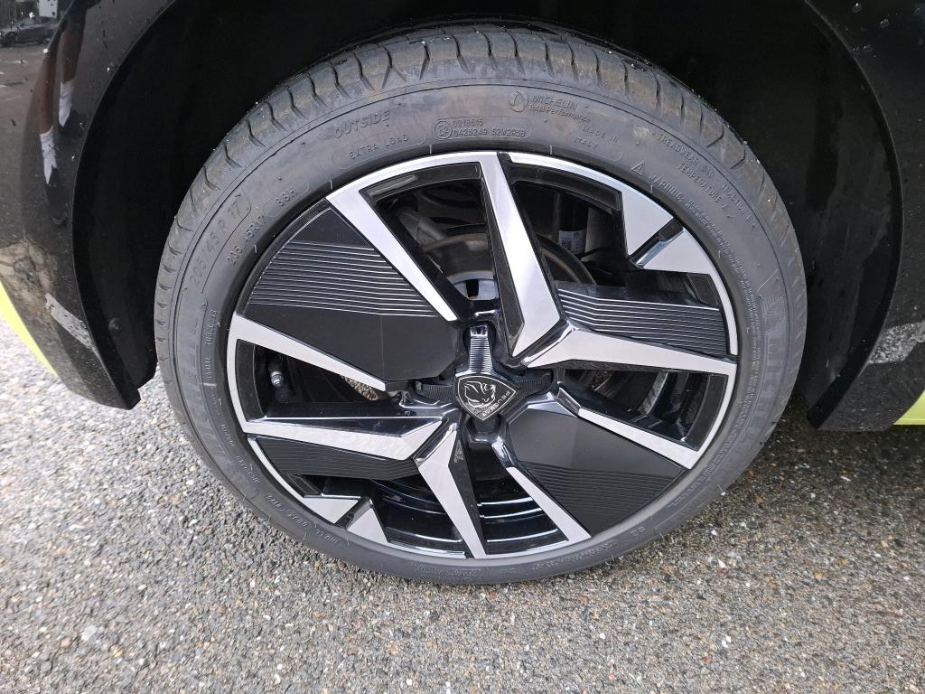 Peugeot 208 Hybrid 110 e-DCS6 GT 2025