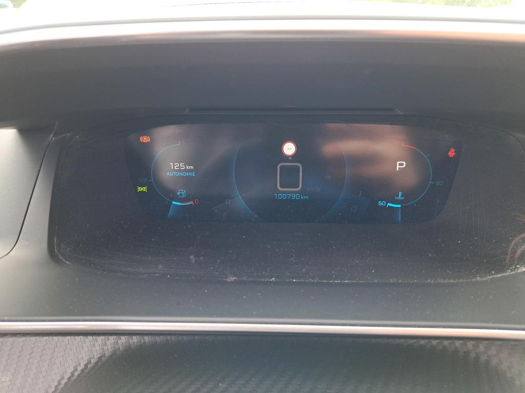 Peugeot 2008 PureTech 130 S&S EAT8 Allure Business 2020