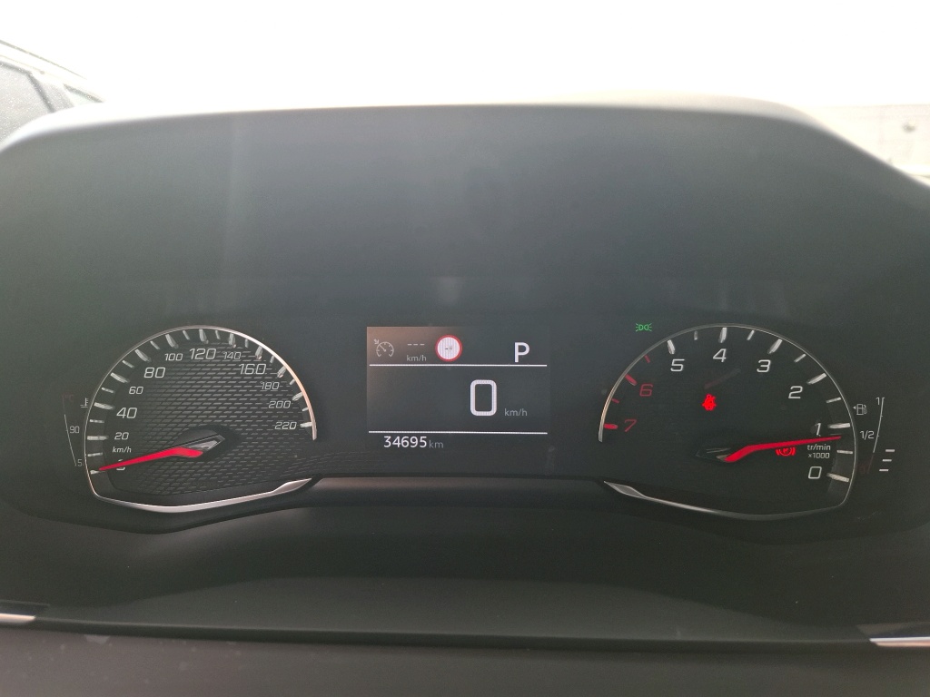 Peugeot 2008 BlueHDi 130 S&S EAT8 Allure 2022