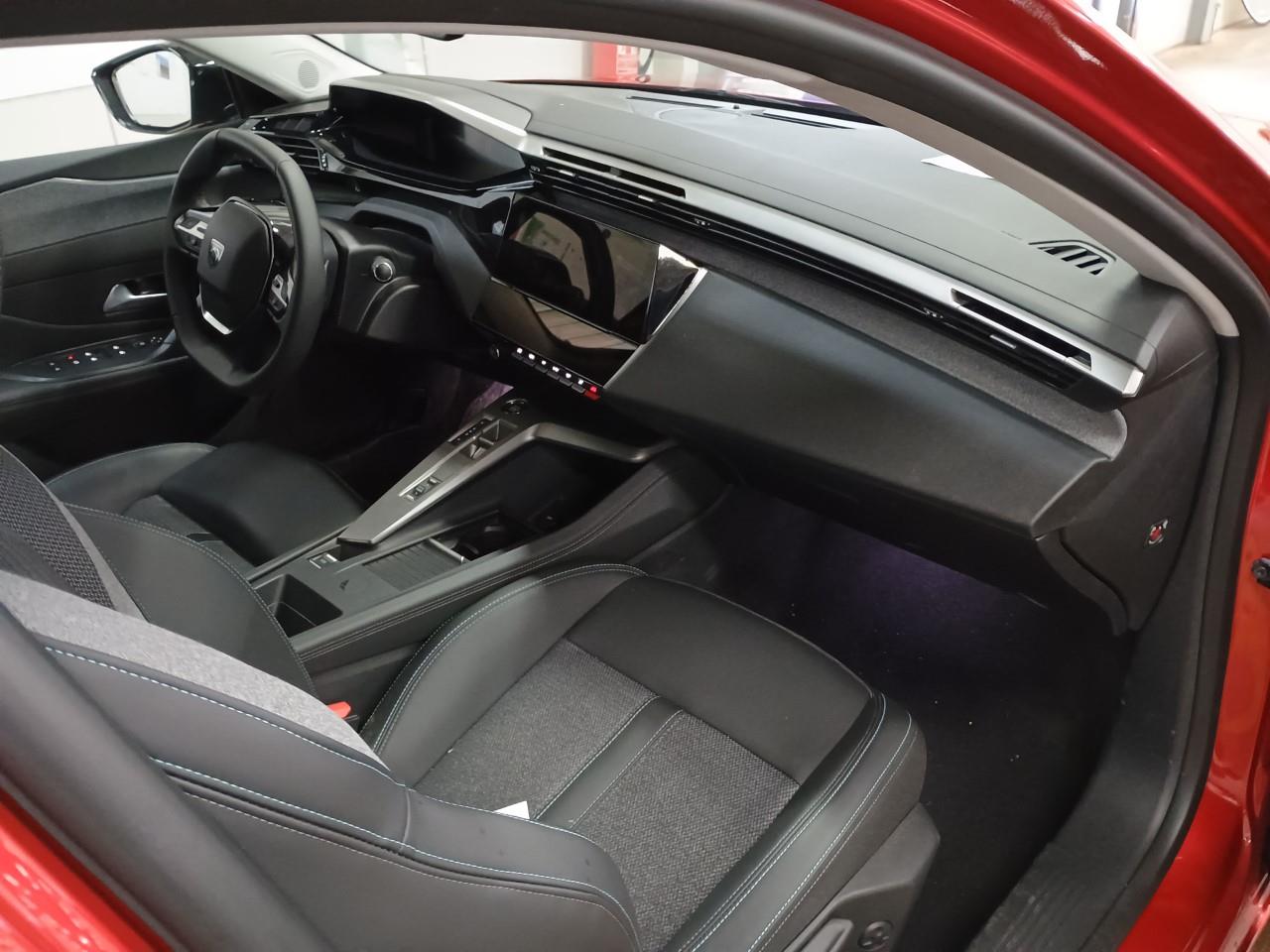 Peugeot 308 III 