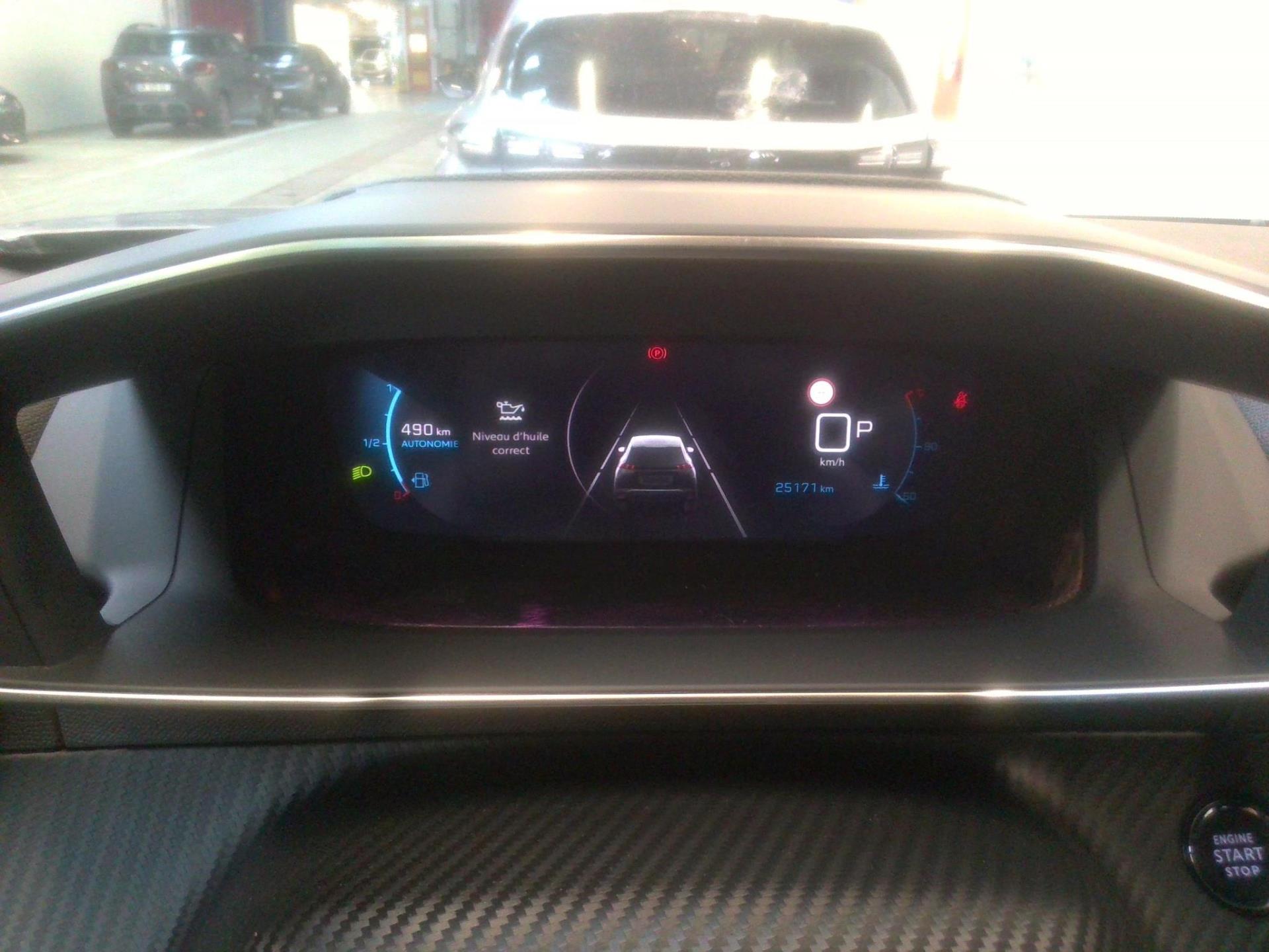 Peugeot 2008 PureTech 130 S&S EAT8 GT 2023