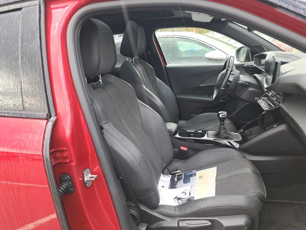 Peugeot 2008 PureTech 130 S&S BVM6 GT 2021