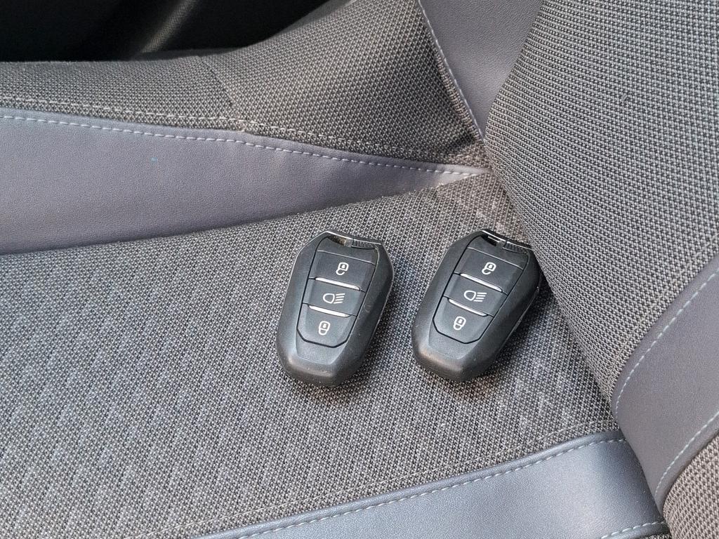 Peugeot 2008 BlueHDi 100 S&S BVM6 Allure Business 2020